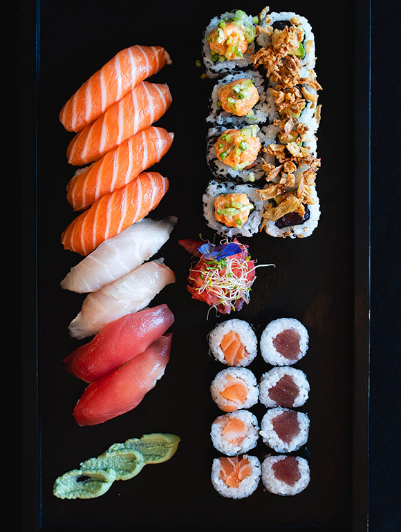 Sushi, sashimi, rolls, gyoza, ramen - Restaurant Wàng Megève